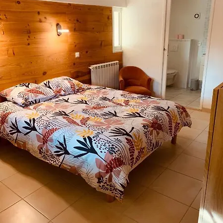 Independant Avec Jardin Et Acces Piscine Apartman *