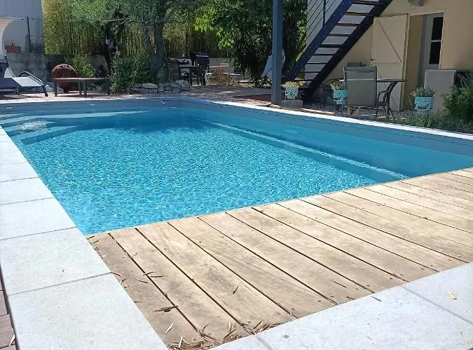 Διαμέρισμα Independant Avec Jardin Et Acces Piscine